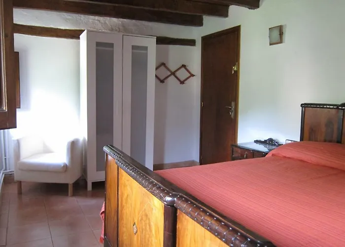 Mas El Llach Casa de Campo