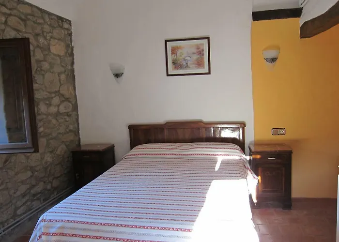Mas El Llach * La Vall de Bianya